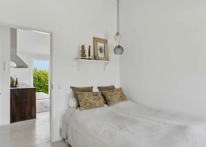 Semesterbostad Magical Sea View From Terrace To Horizon 1