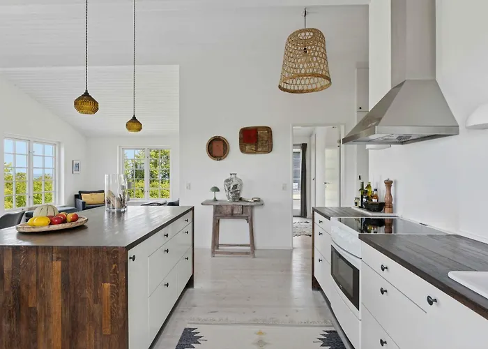 Semesterbostad Magical Sea View From Terrace To Horizon 1