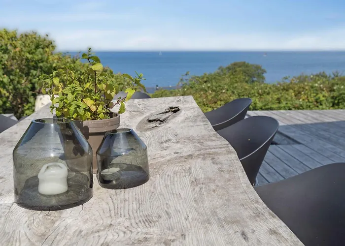 Semesterbostad Magical Sea View From Terrace To Horizon 1 Svaneke